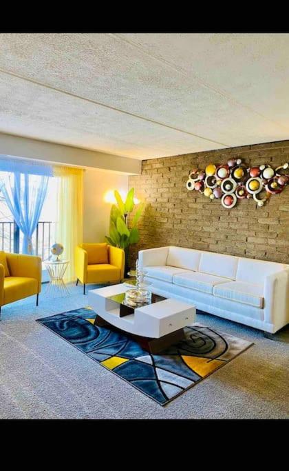 Appartamento Honoray-Kes Monroeville Esterno foto